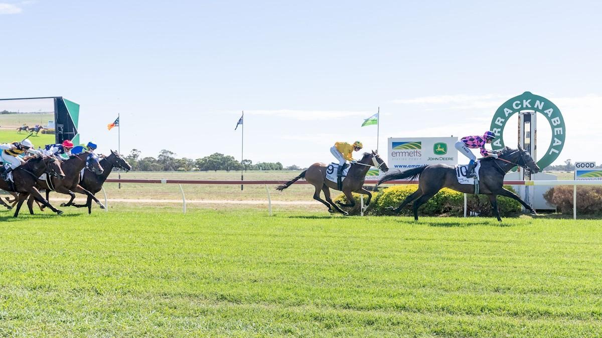 The Autumn Classic photo finish